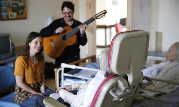 Music_Therapy-Getty.jpg