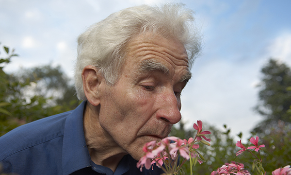 Smelling-iStock.jpg